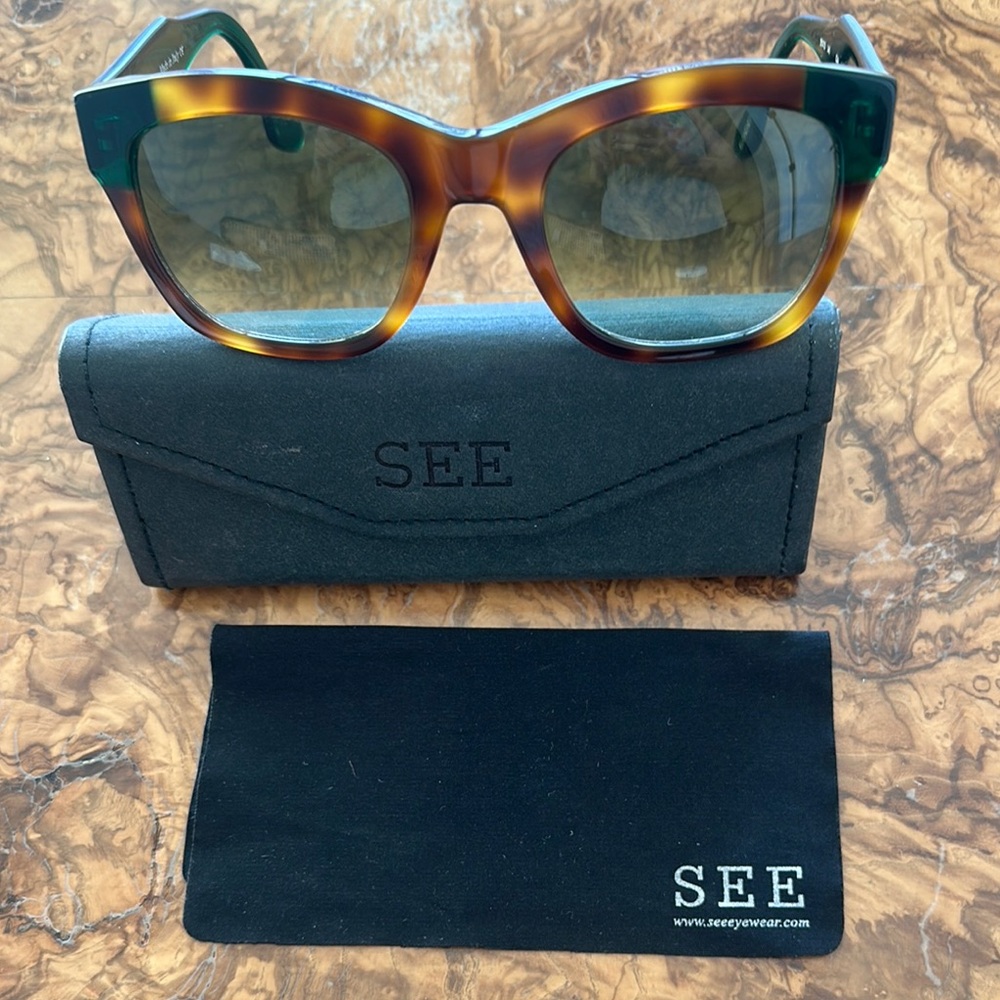 SEE Eyewear  🕶️ Sunglasses 🕶️ Tortoise Shell & Green Made in Italy 🇮🇹